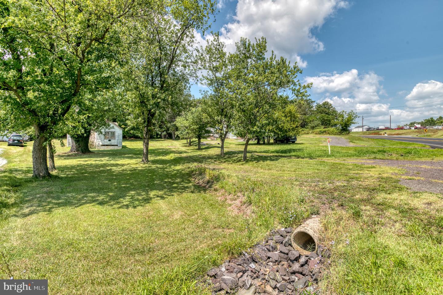 15446 Braggs Corner Rd Property Photo 2