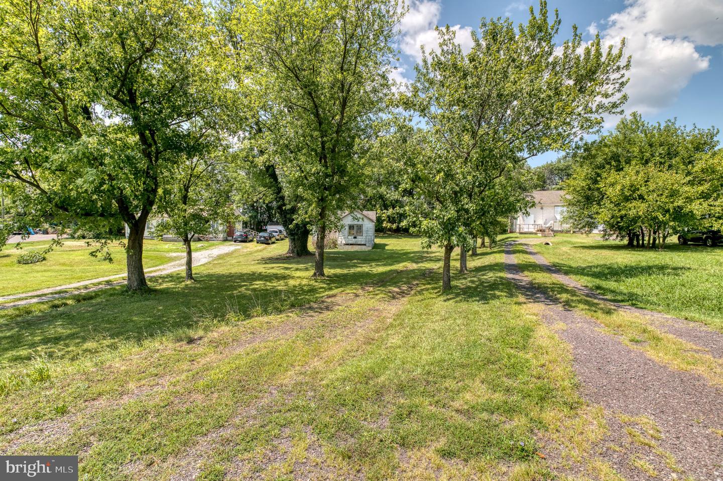 15446 Braggs Corner Rd Property Photo 3