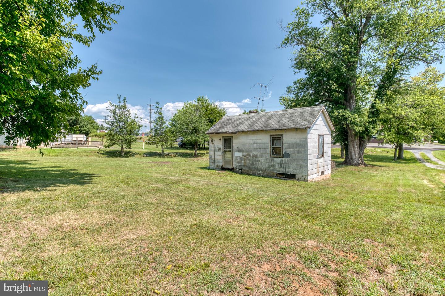15446 Braggs Corner Rd Property Photo 8