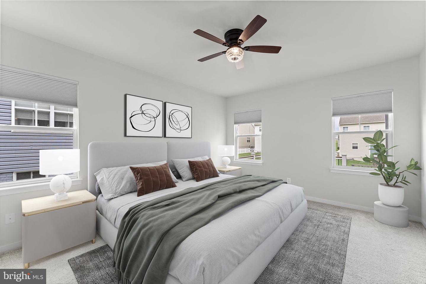 2047 Armstrong Ter Property Photo 6