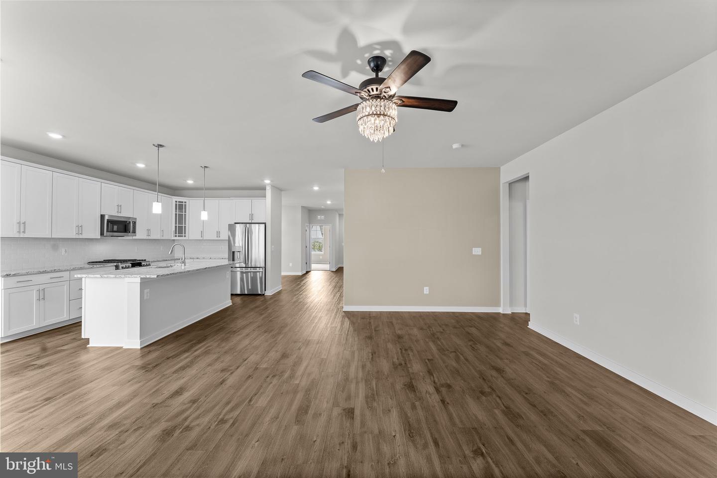 2047 Armstrong Ter Property Photo 20