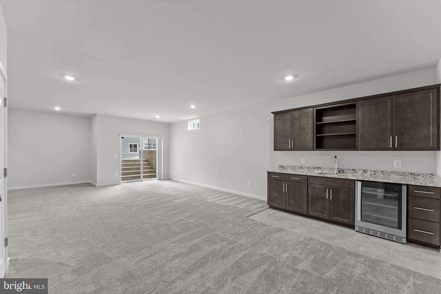 2047 Armstrong Ter Property Photo 30