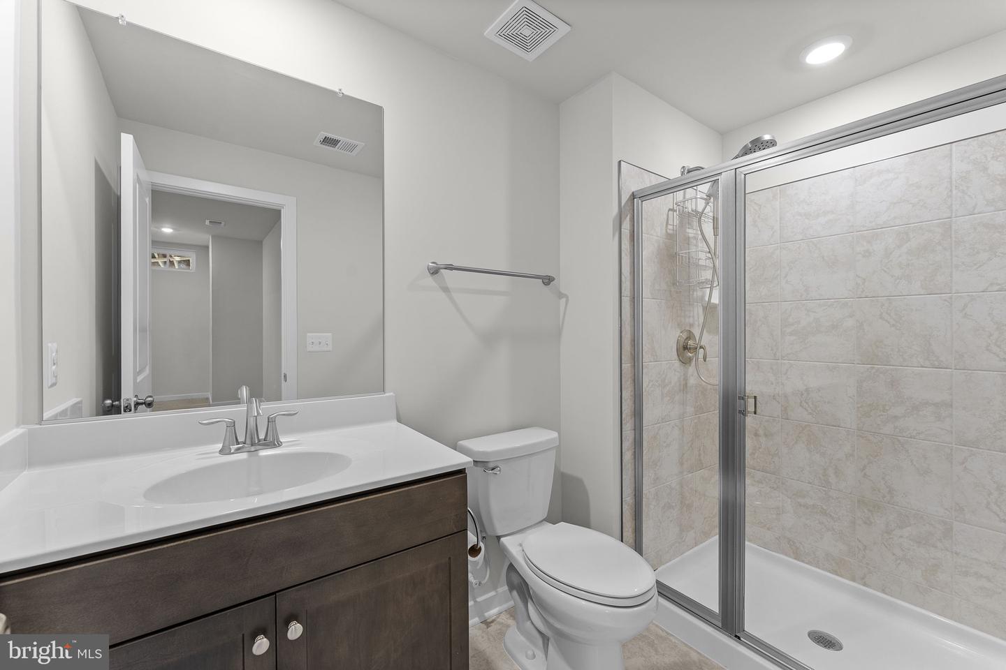 2047 Armstrong Ter Property Photo 33
