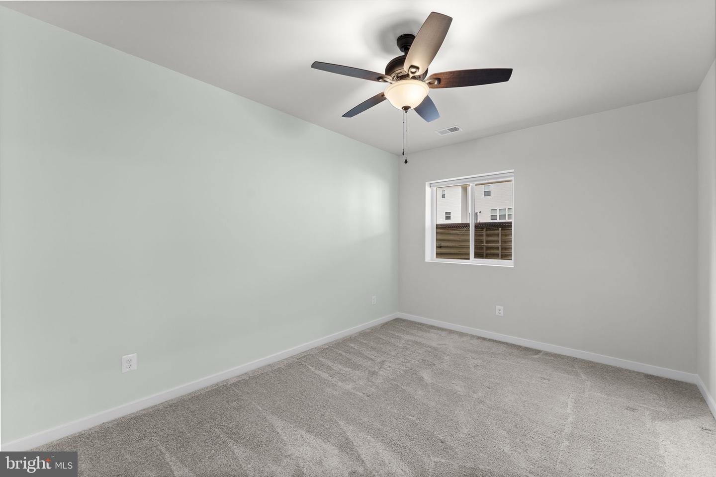 2047 Armstrong Ter Property Photo 34