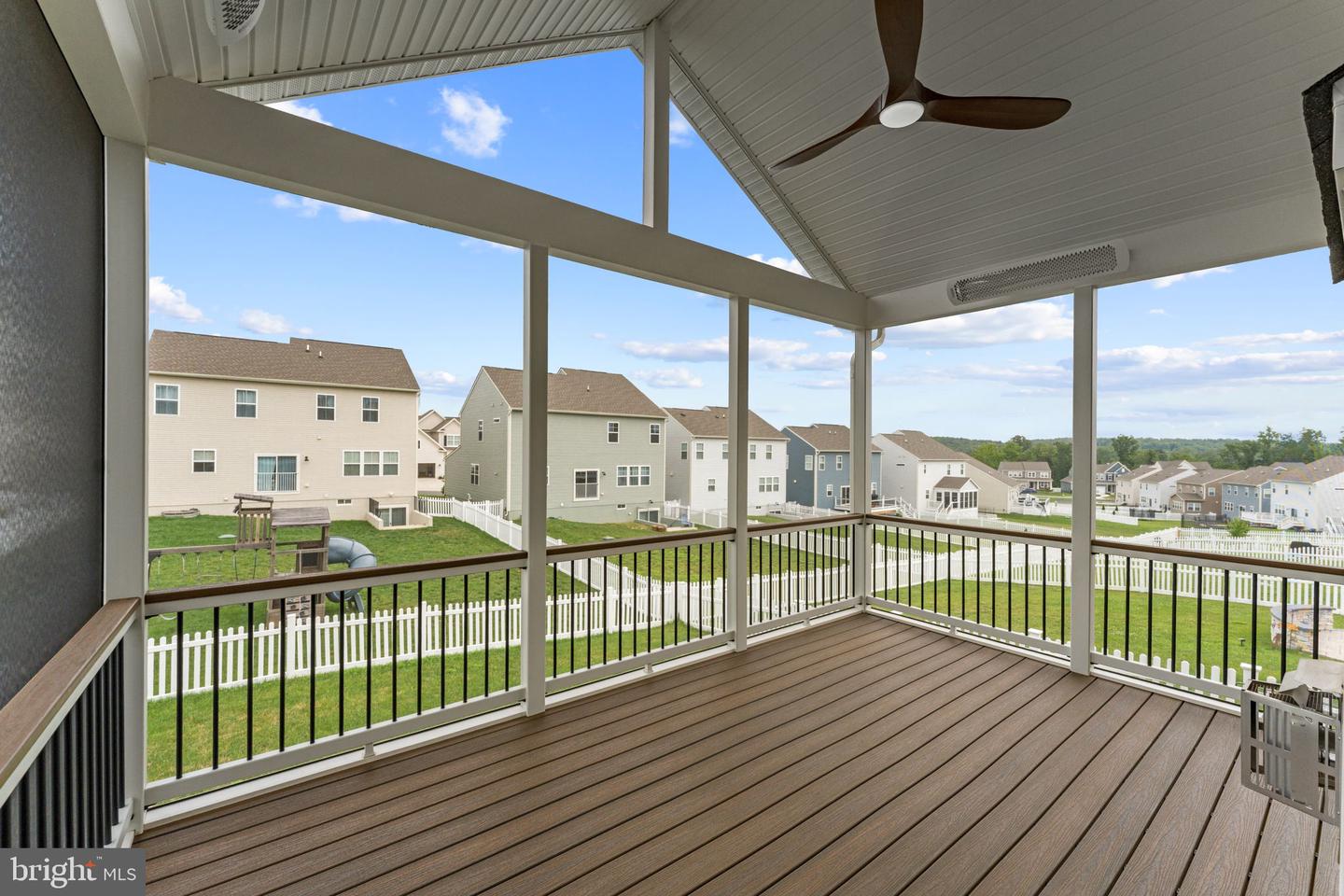 2047 Armstrong Ter Property Photo 35