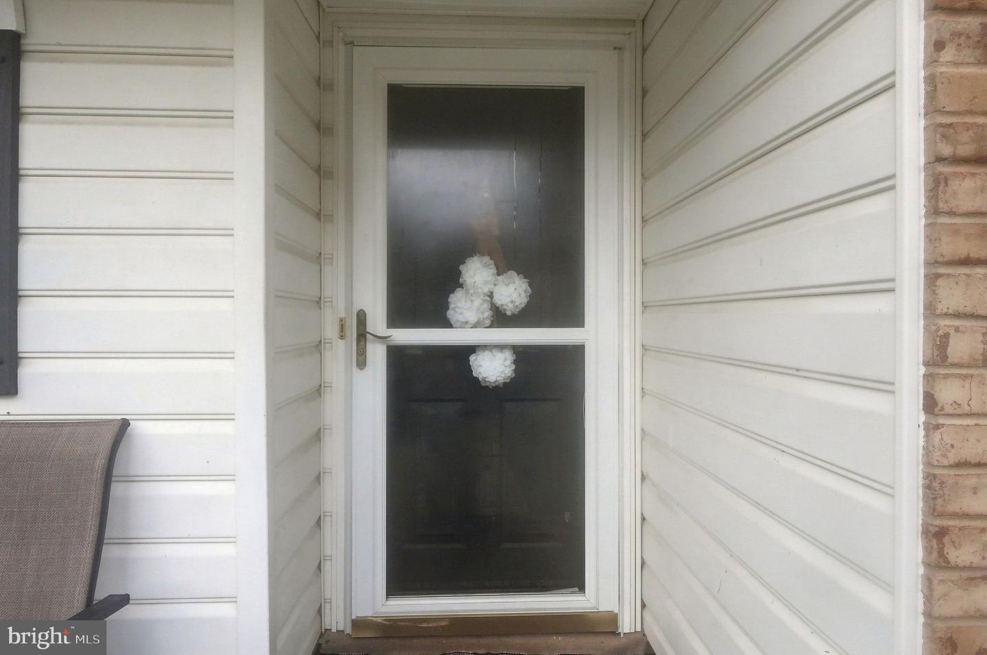 633 Bridlewood Dr Property Photo 2