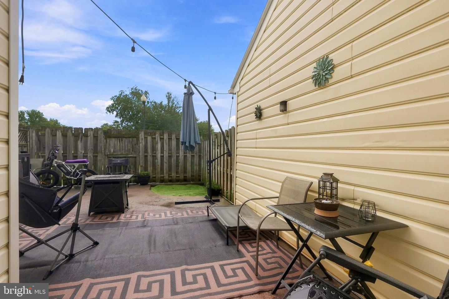633 Bridlewood Dr Property Photo 16