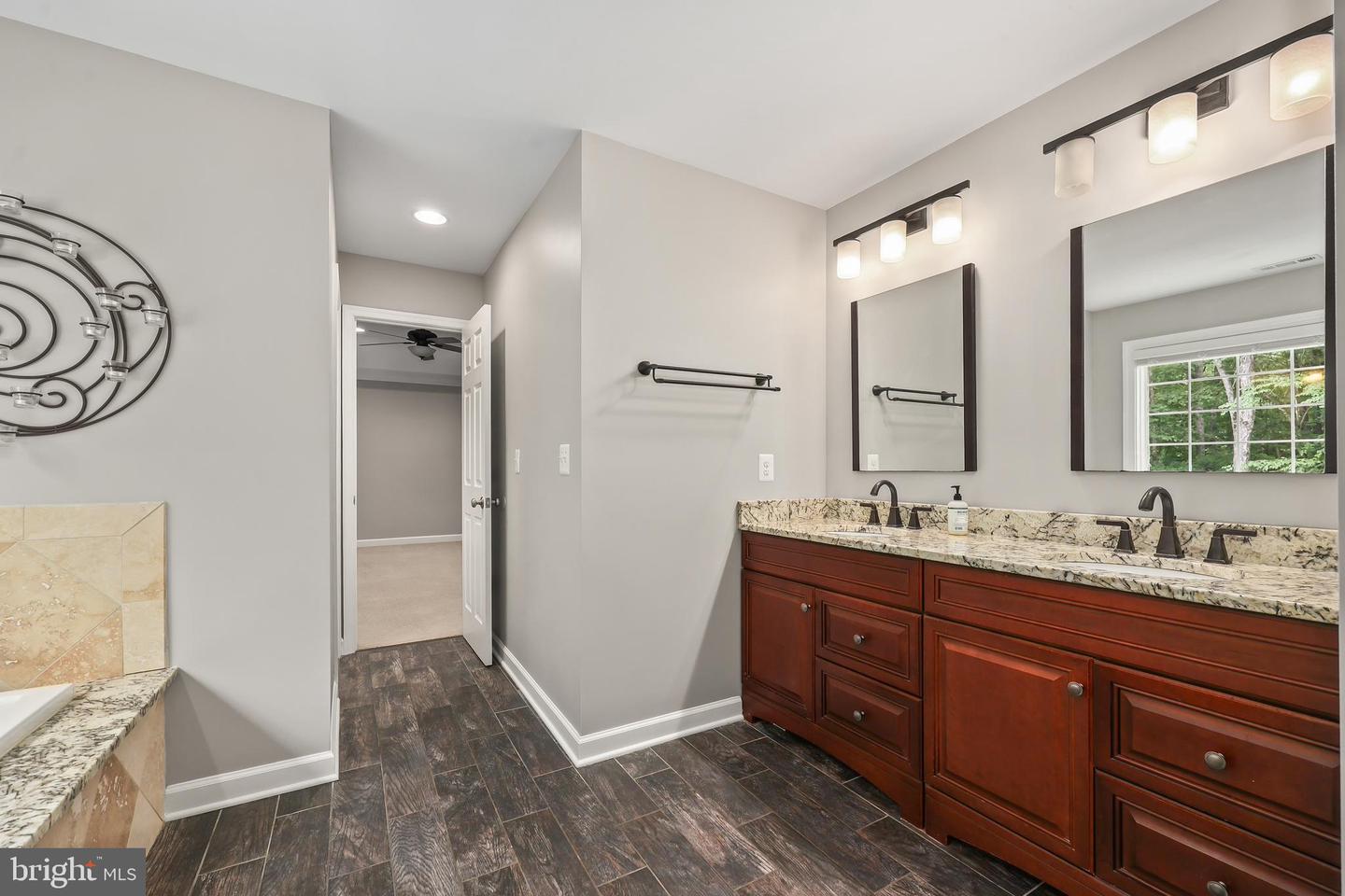 16379 Covey Cir Property Photo 28