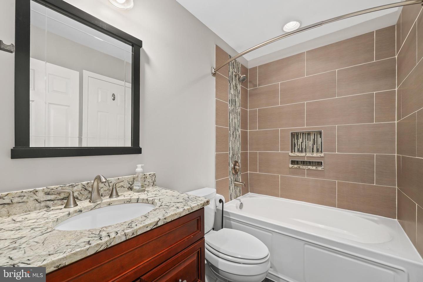 16379 Covey Cir Property Photo 36