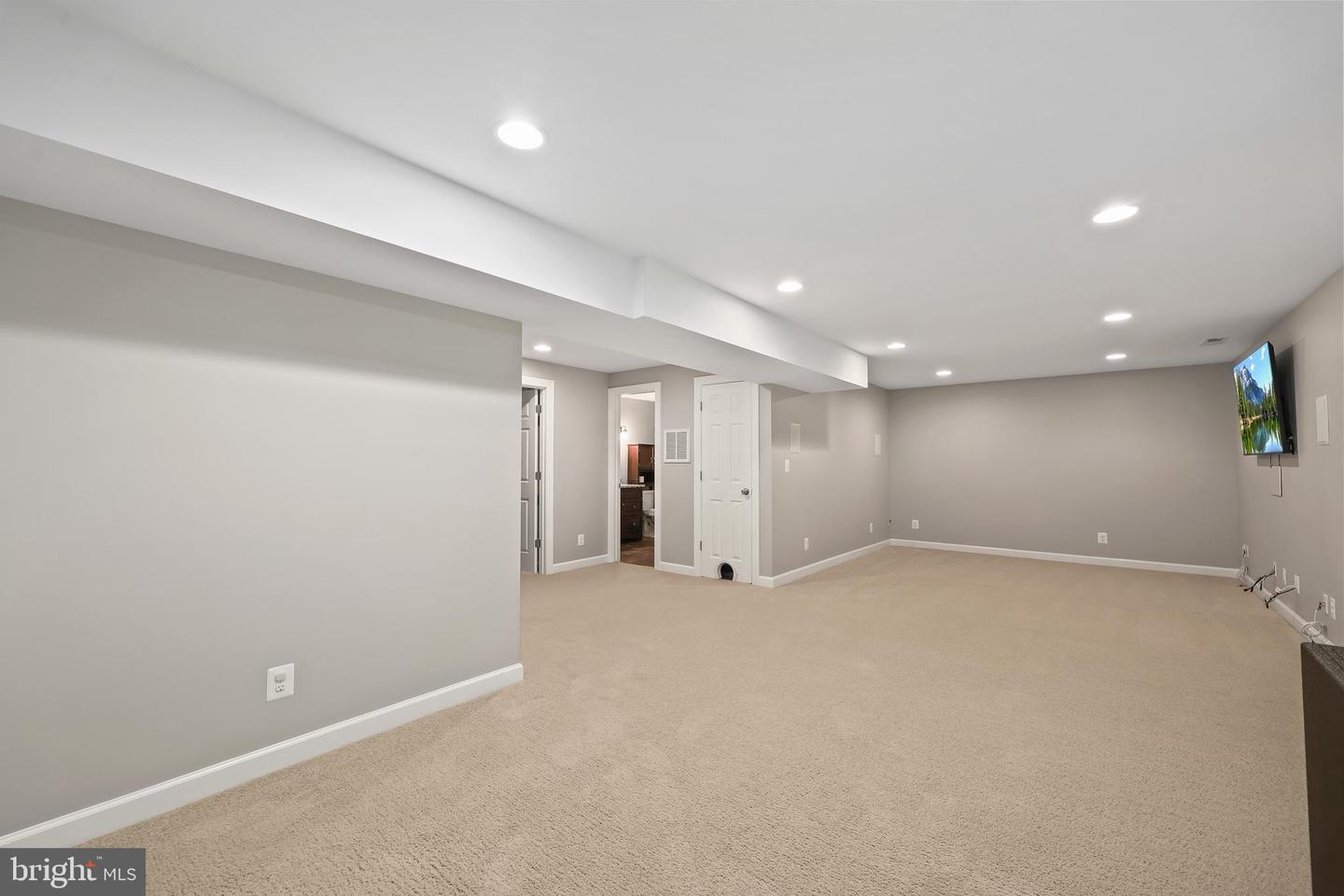 16379 Covey Cir Property Photo 43