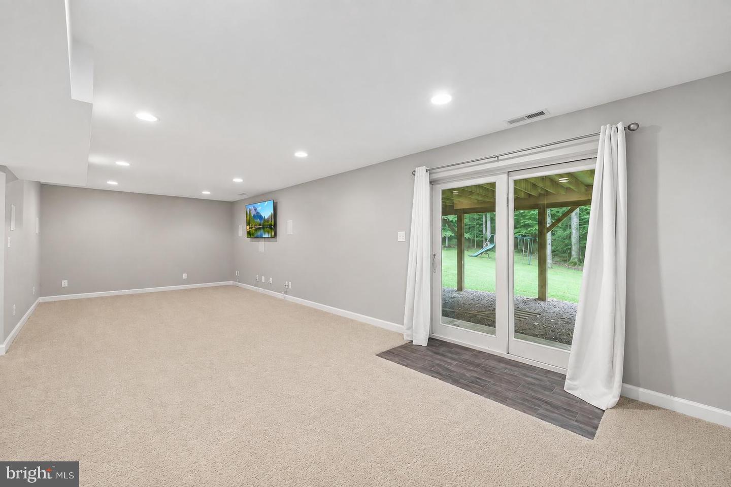 16379 Covey Cir Property Photo 44