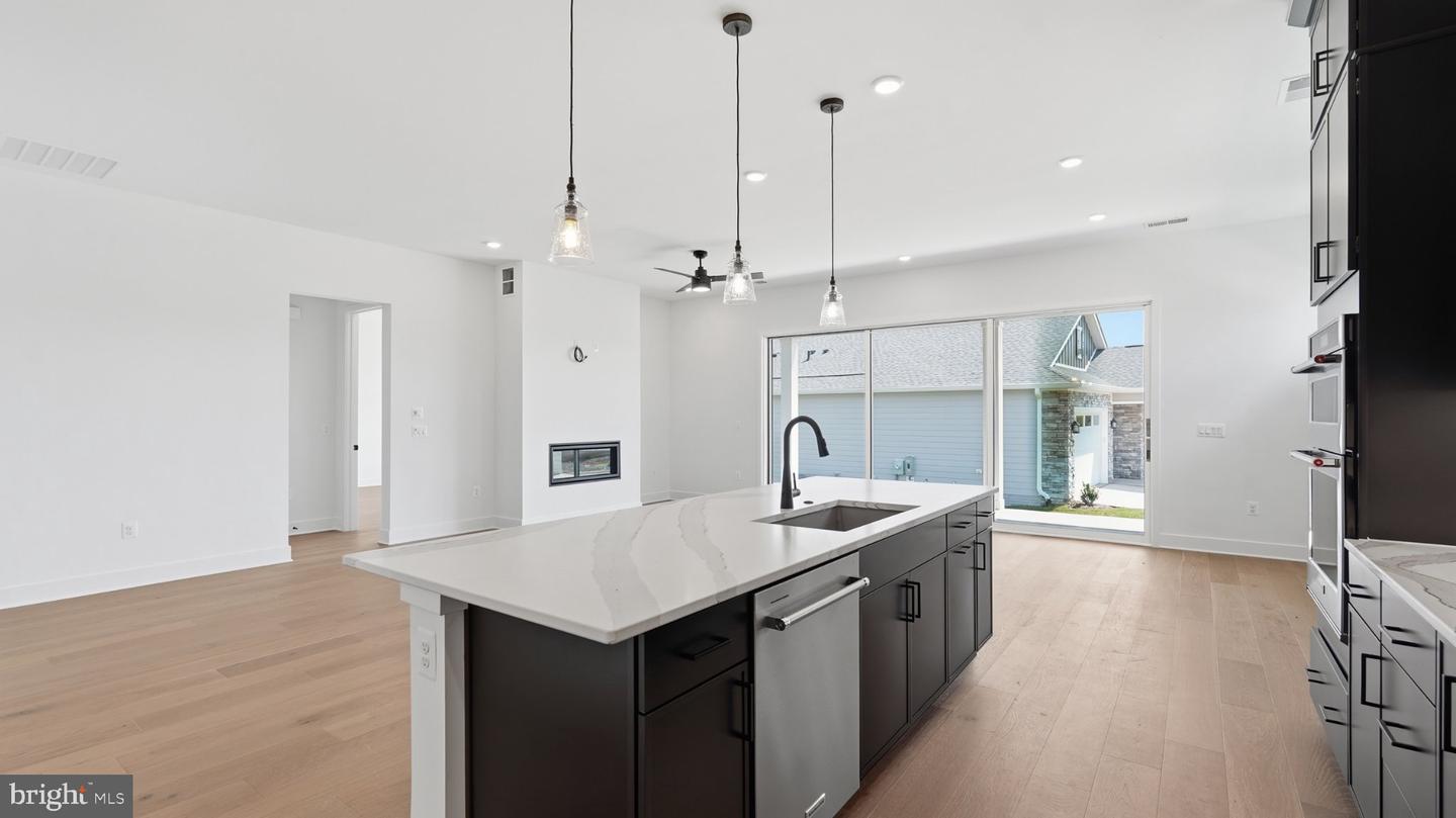 15035 Passion Ln Property Photo 10
