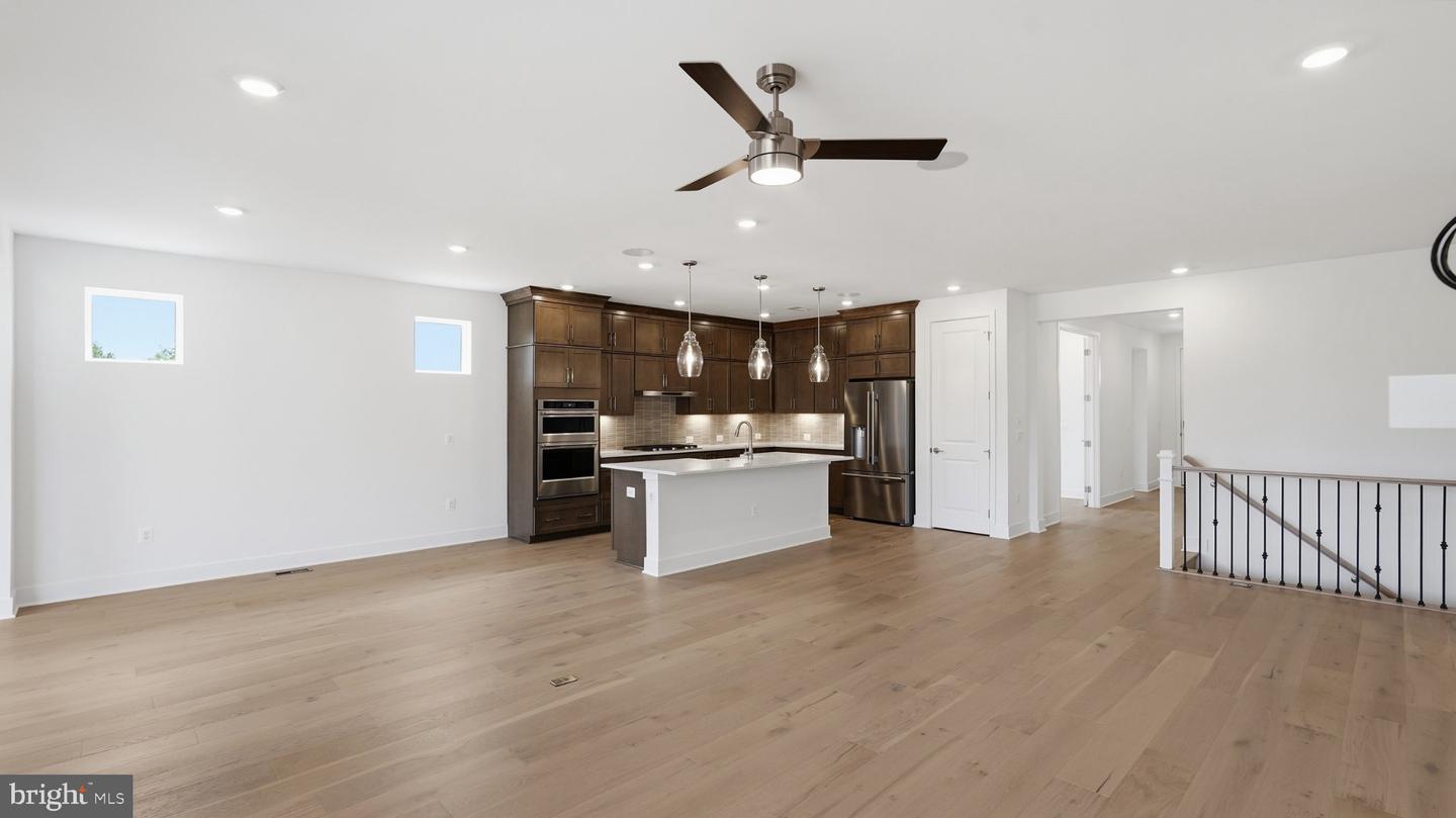 14207 Adventure Ct Property Photo 5