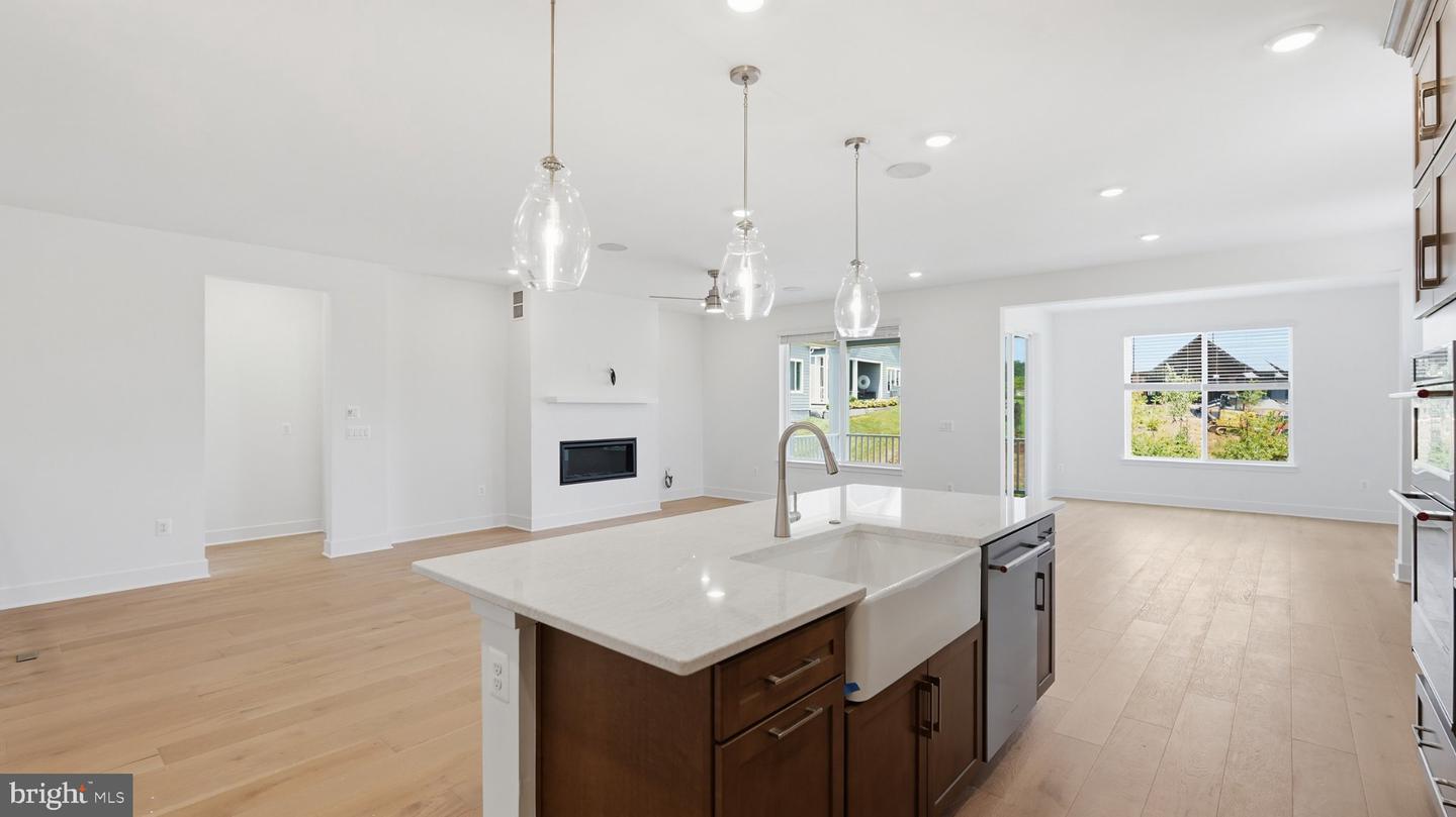 14207 Adventure Ct Property Photo 8