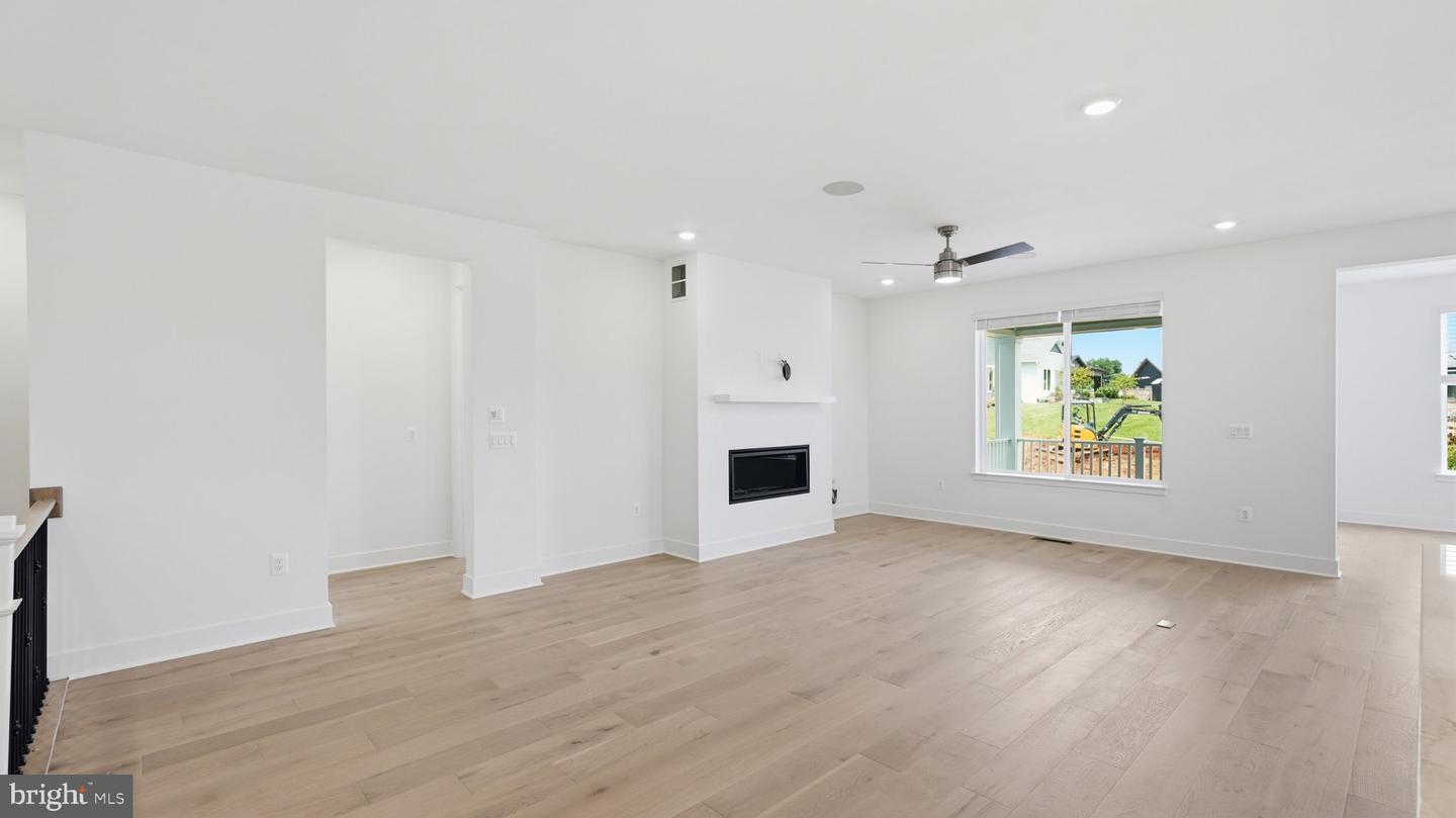 14207 Adventure Ct Property Photo 9