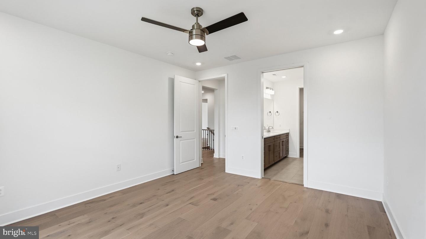 14207 Adventure Ct Property Photo 16