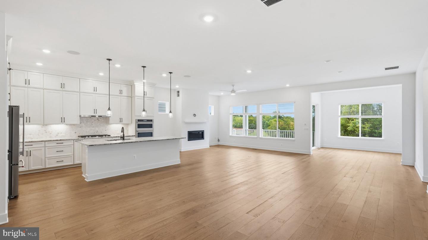 15061 Passion Ln Property Photo 3