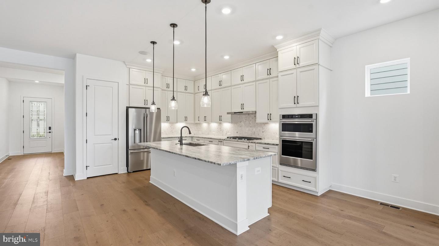 15061 Passion Ln Property Photo 7