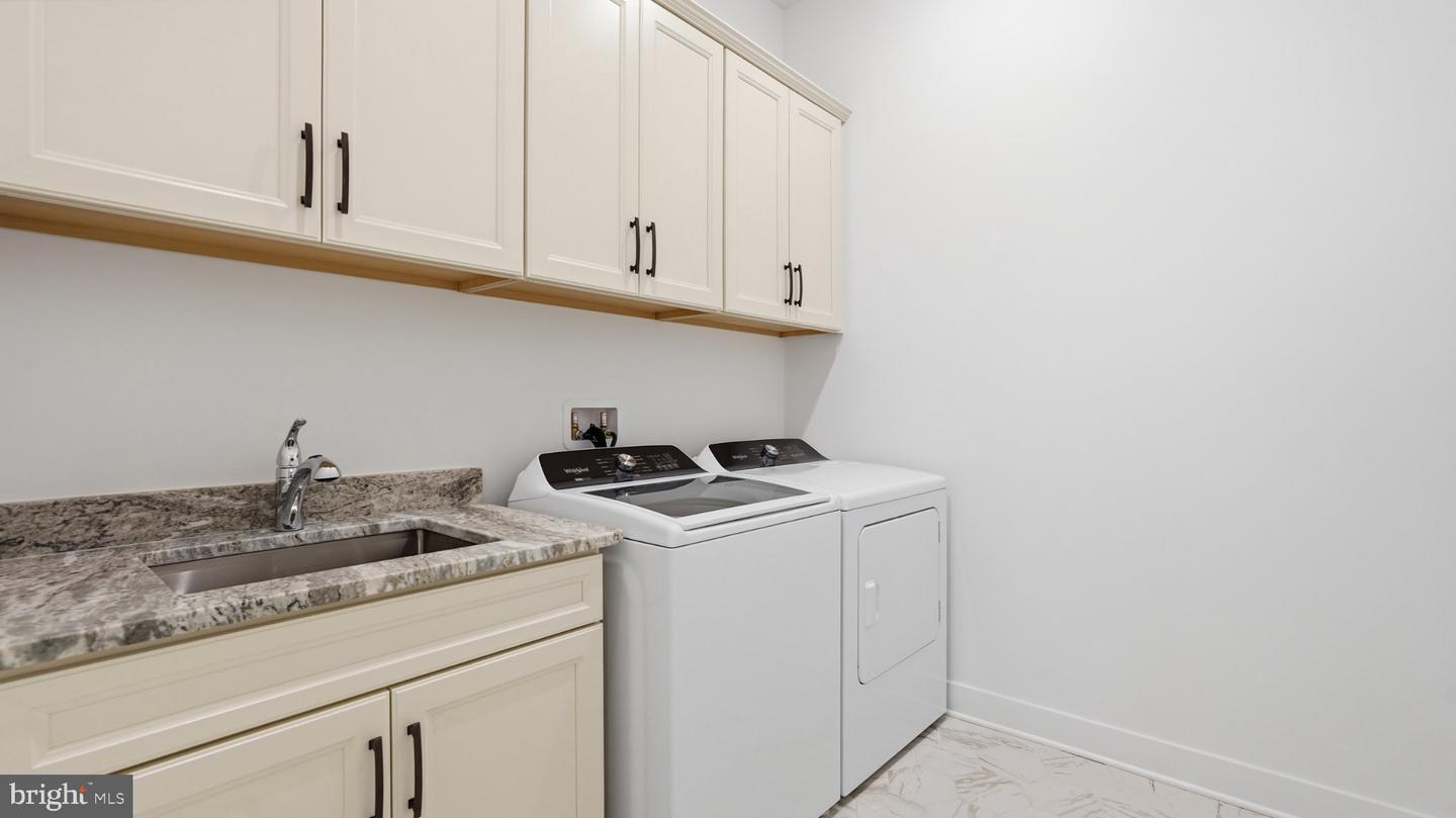 15061 Passion Ln Property Photo 29