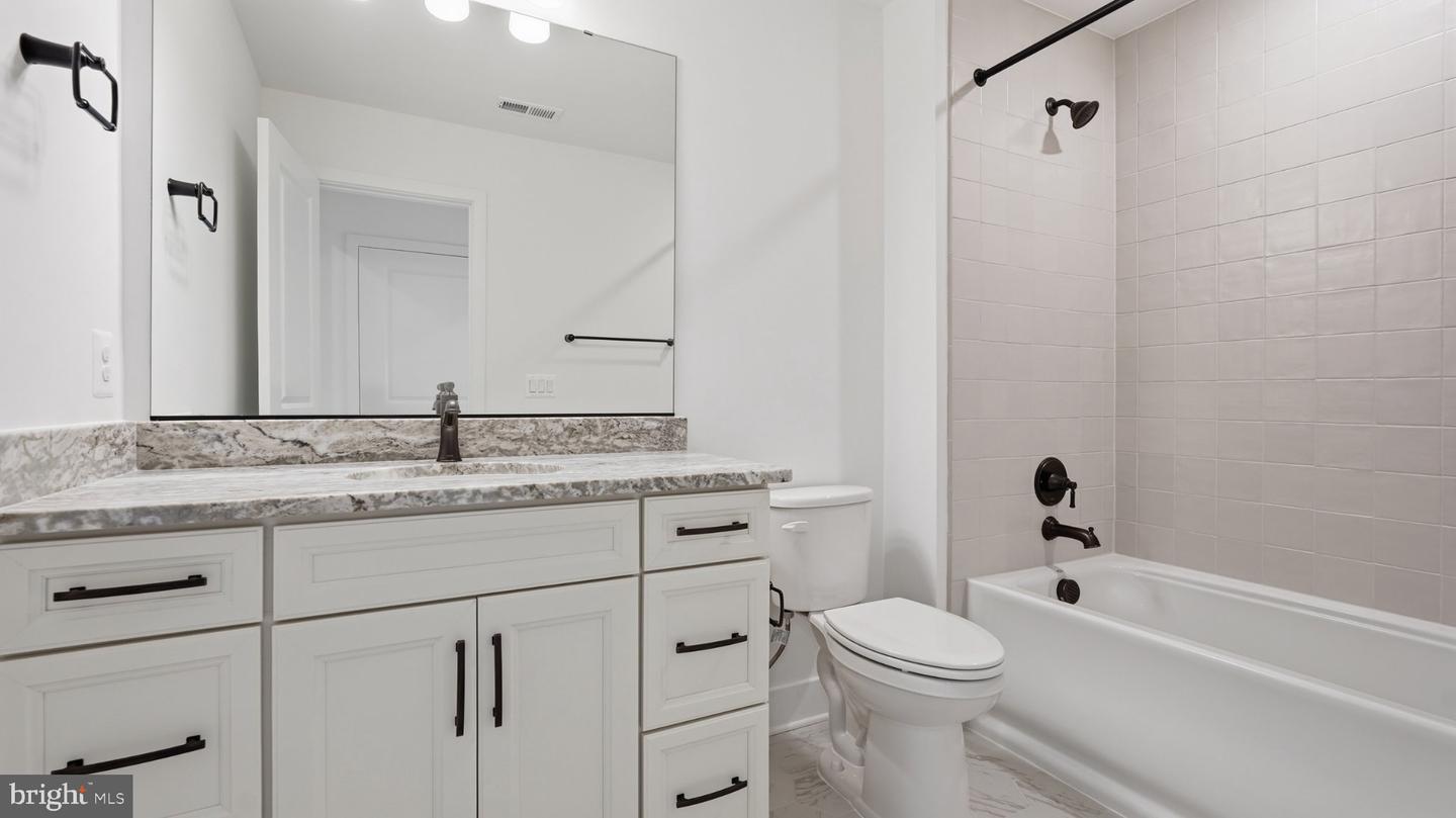 15061 Passion Ln Property Photo 34