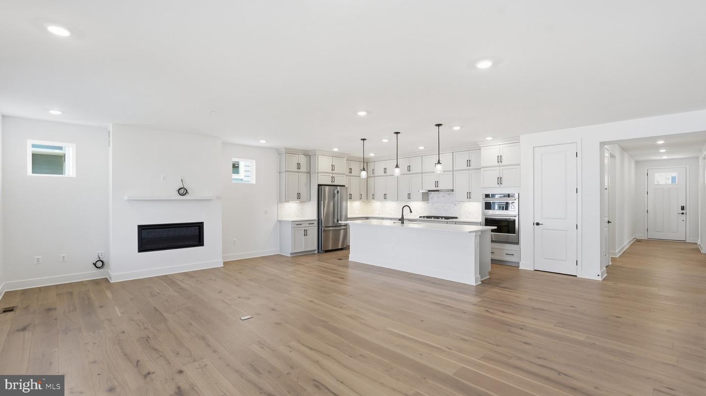 15024 Passion Ln Property Photo 10
