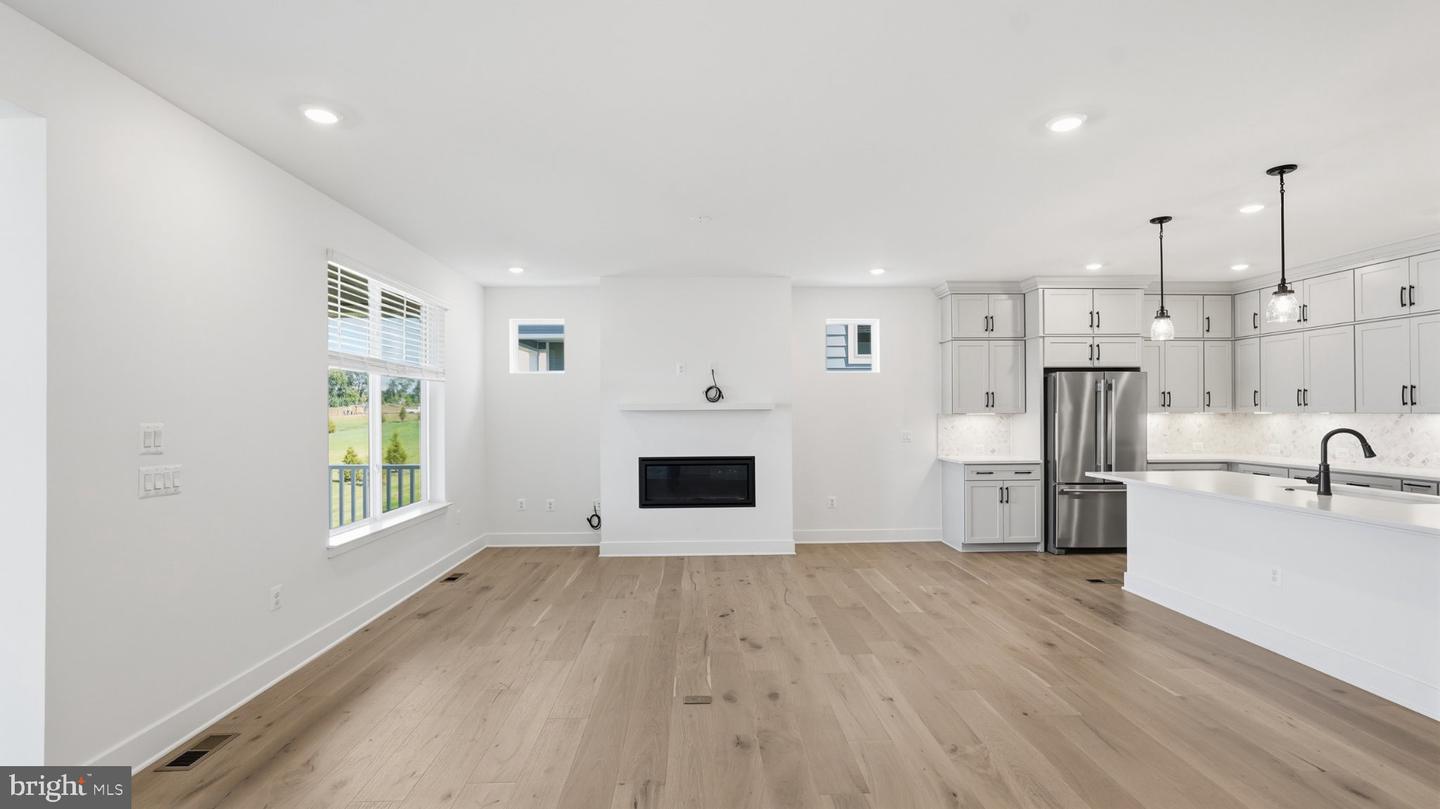 15024 Passion Ln Property Photo 11