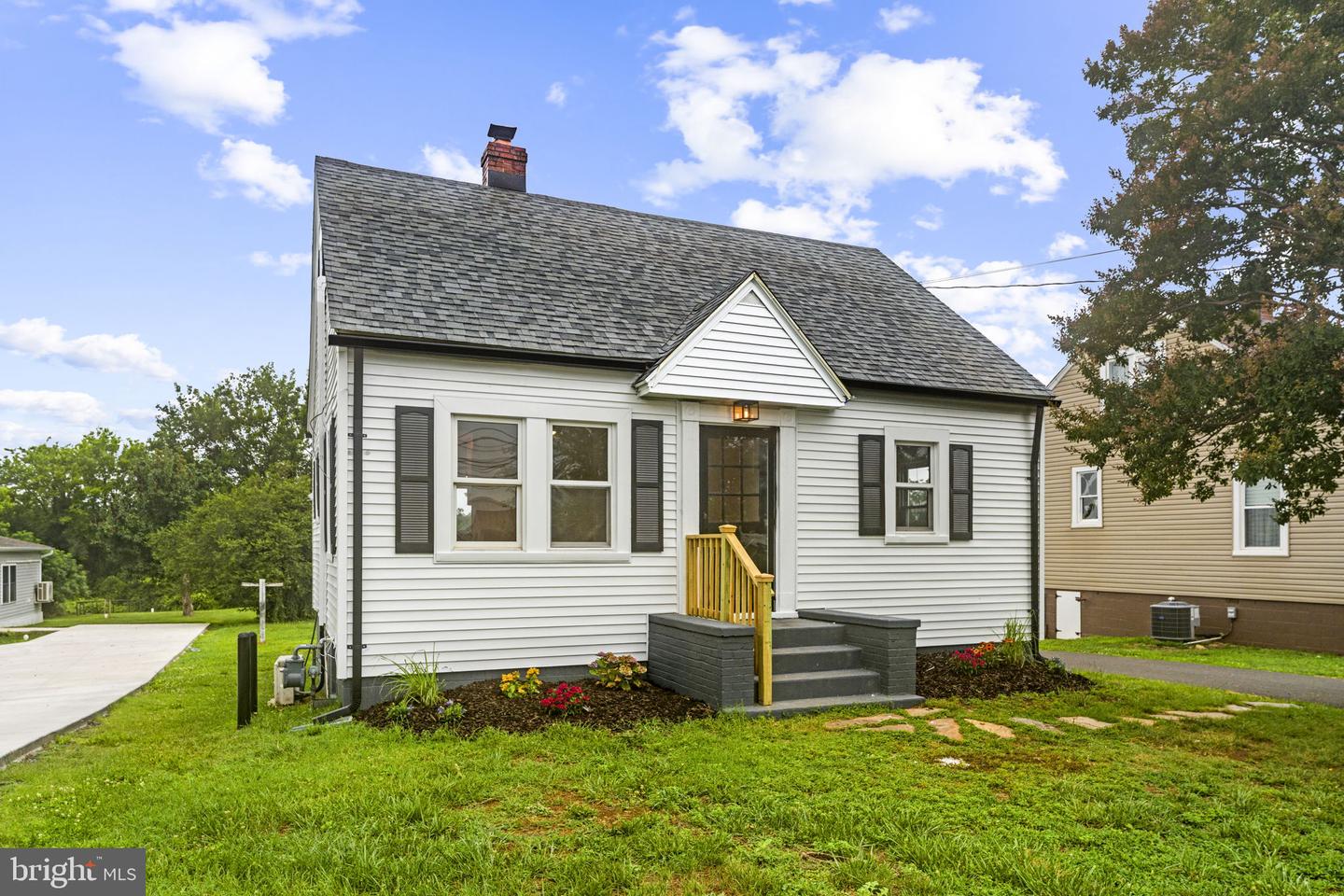 1818 Orange Rd Property Photo 1