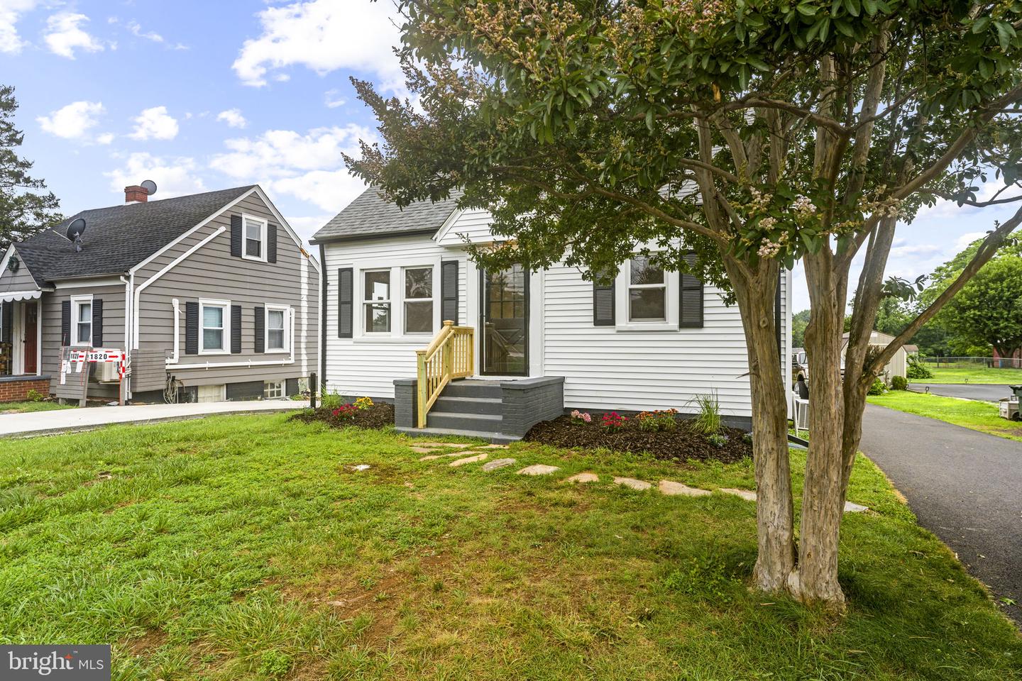 1818 Orange Rd Property Photo 4