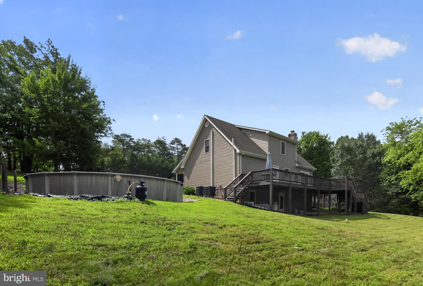 20200 Old Mill Rd Property Photo 4