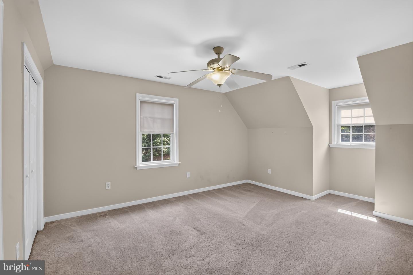 20200 Old Mill Rd Property Photo 19