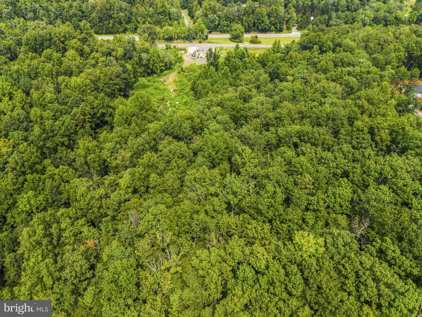 16420 Lee Property Photo 8