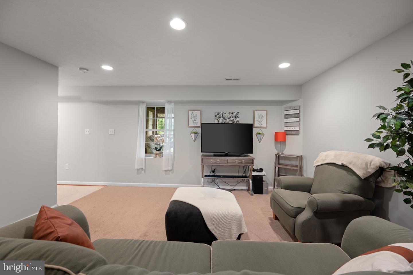 19356 Lepore Ct Property Photo 43