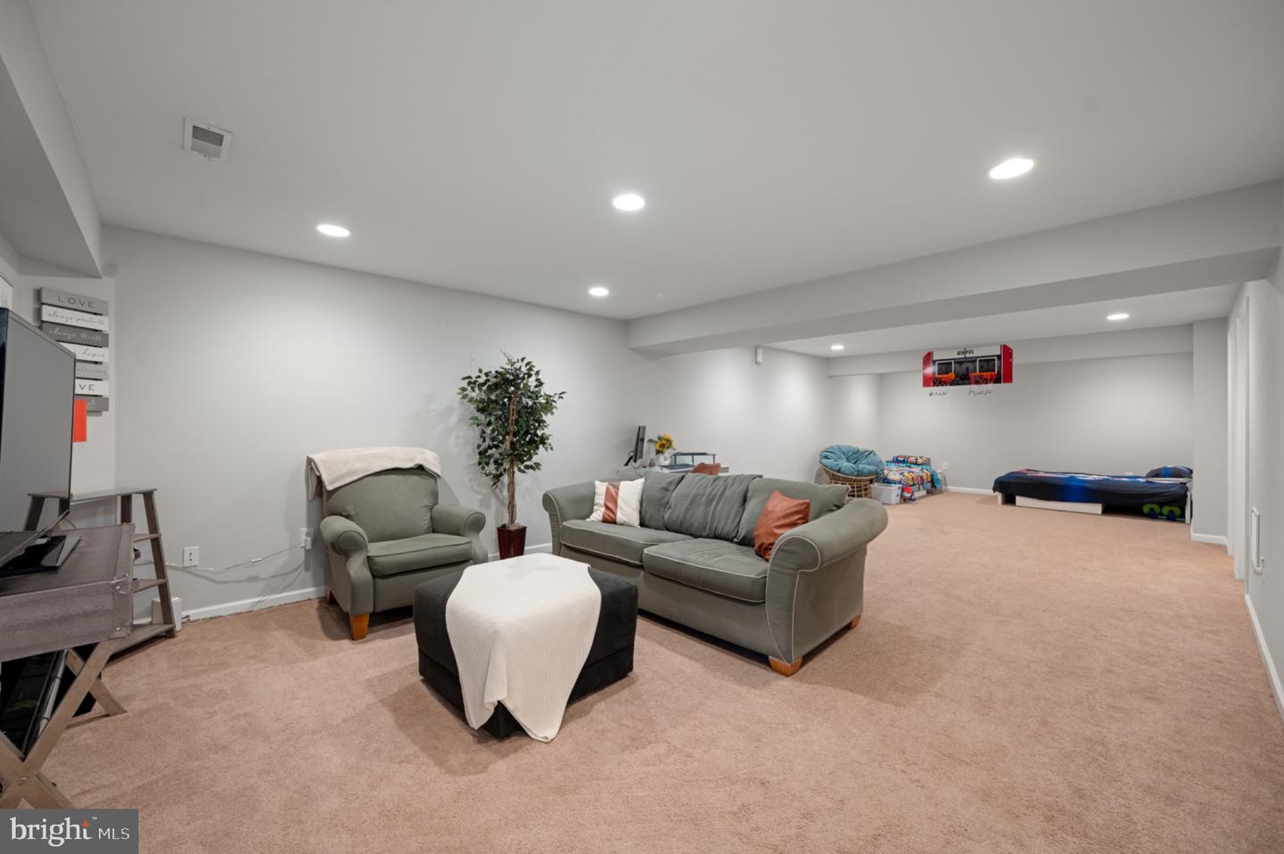 19356 Lepore Ct Property Photo 45