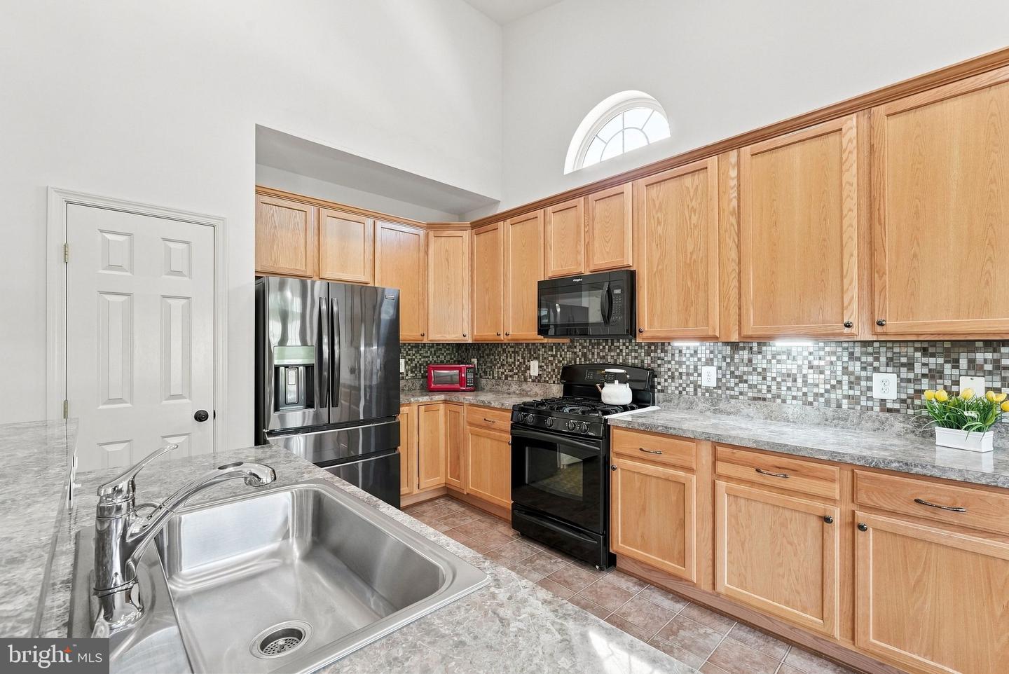 12047 Live Oak Dr Property Photo 14