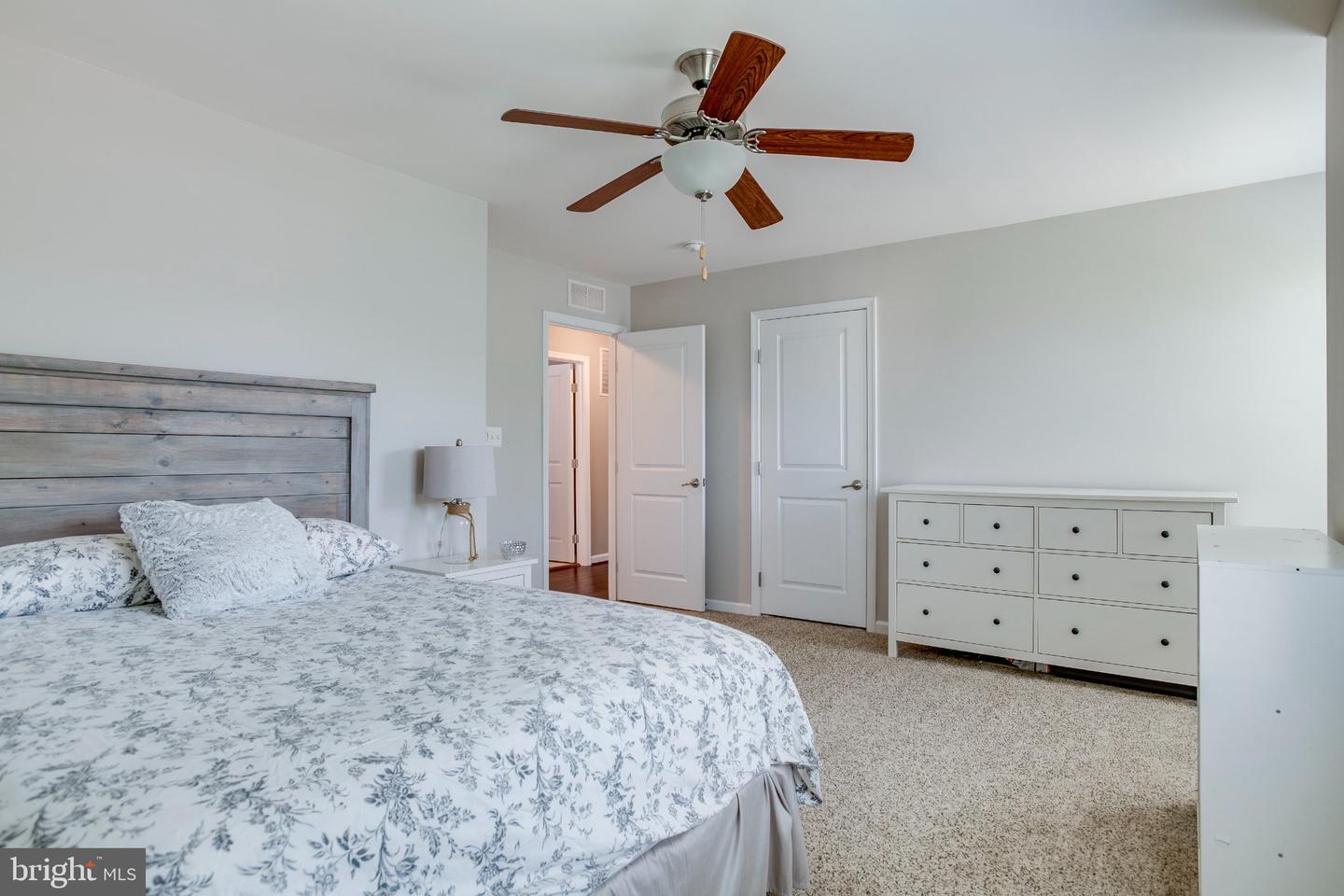 12019 Live Oak Dr Property Photo 34