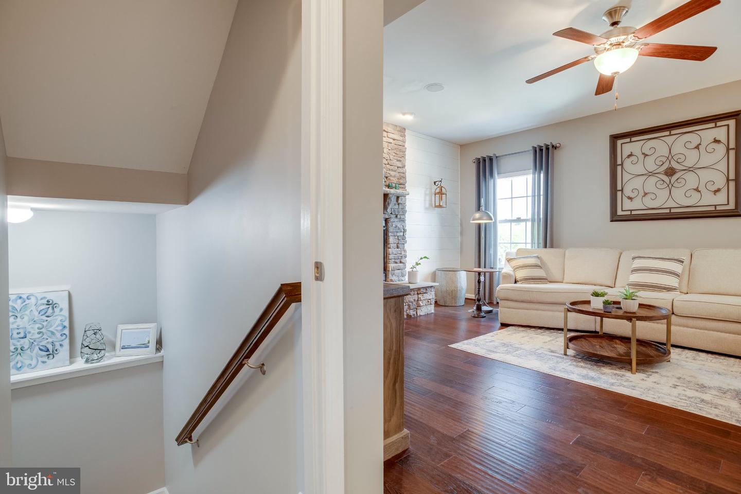 12019 Live Oak Dr Property Photo 37