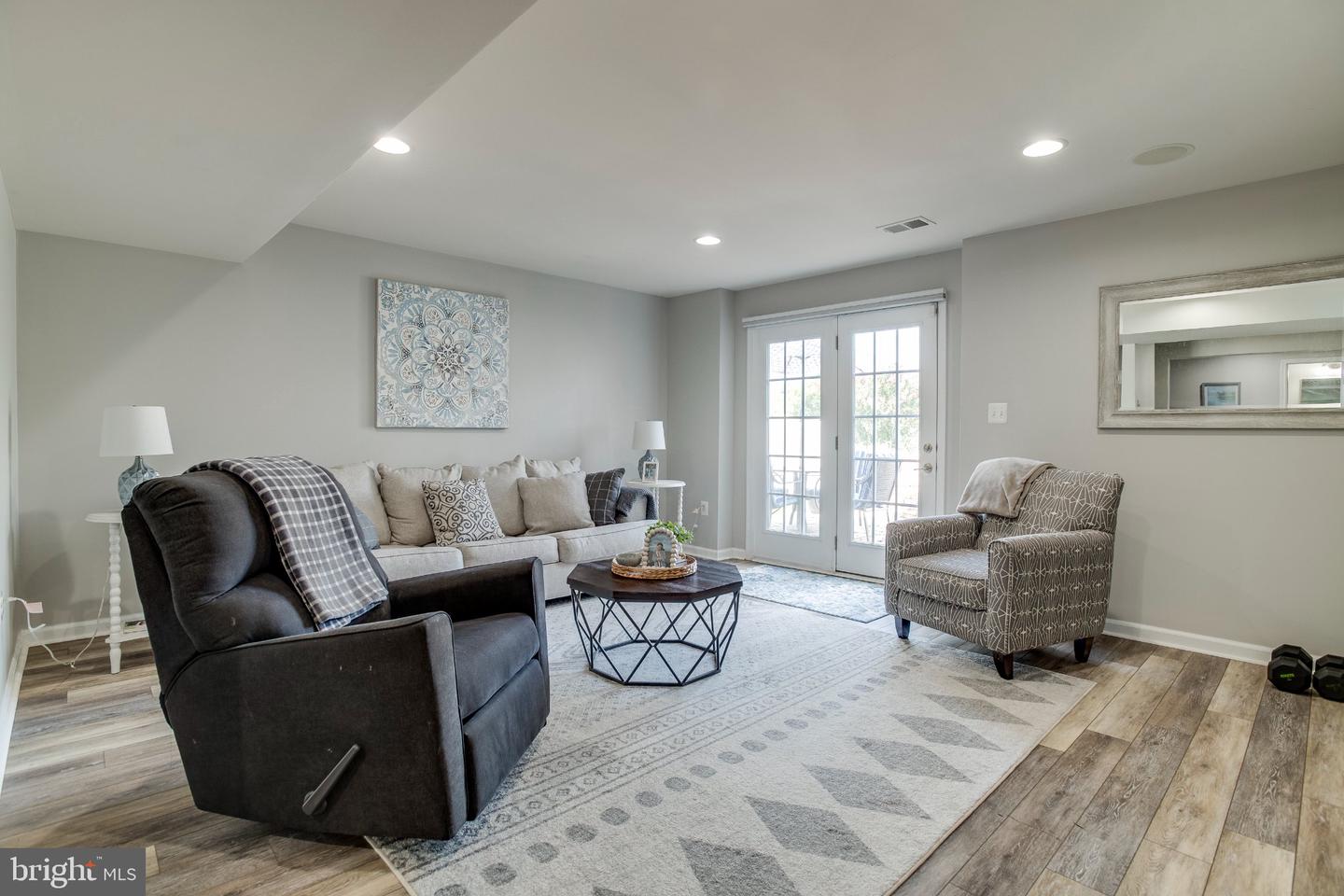 12019 Live Oak Dr Property Photo 42