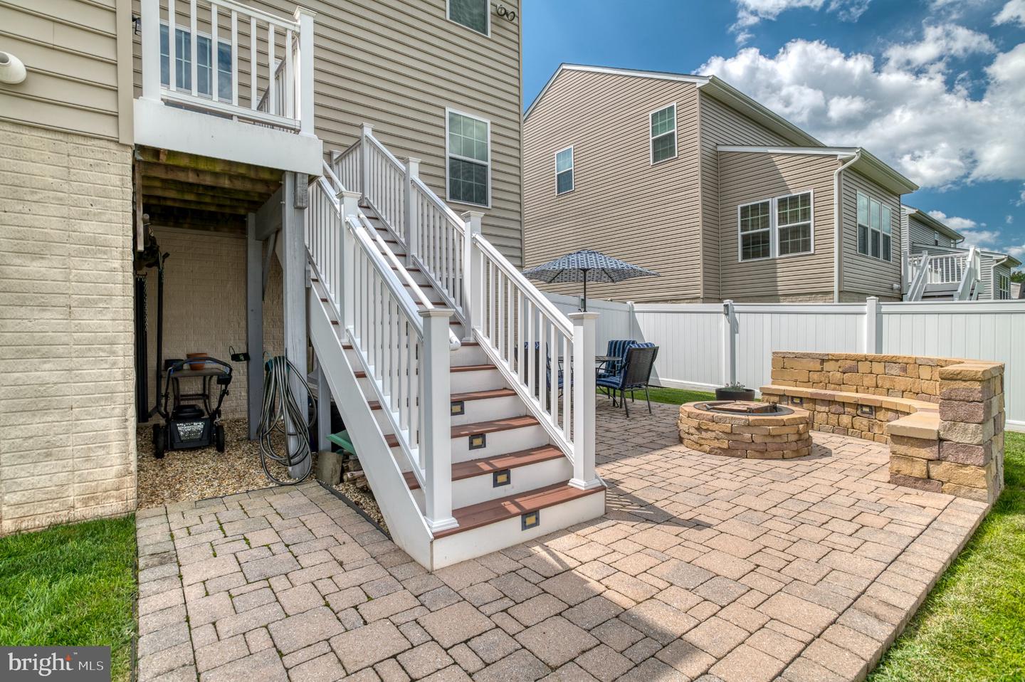 12019 Live Oak Dr Property Photo 59