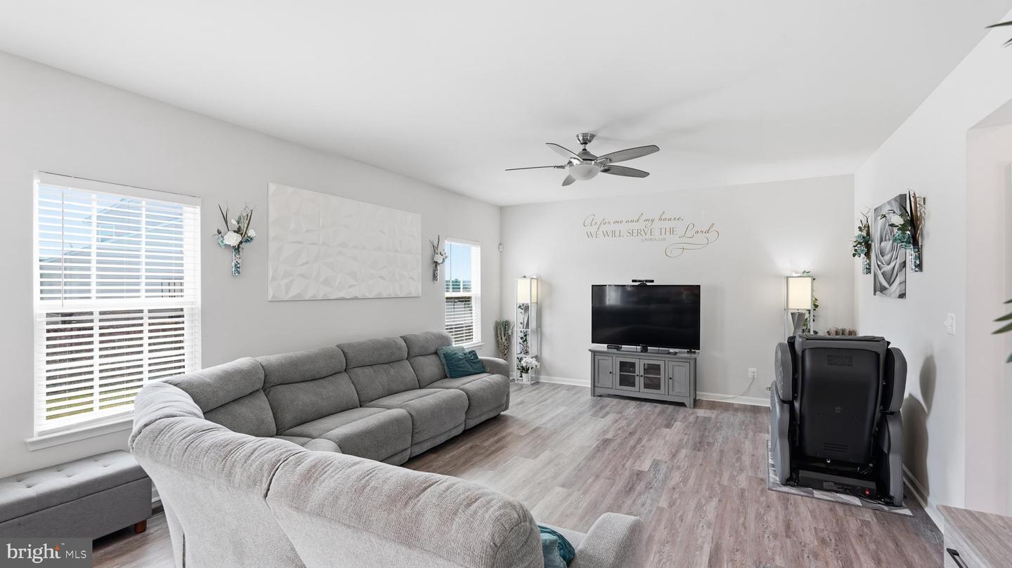 832 Virginia Property Photo 8