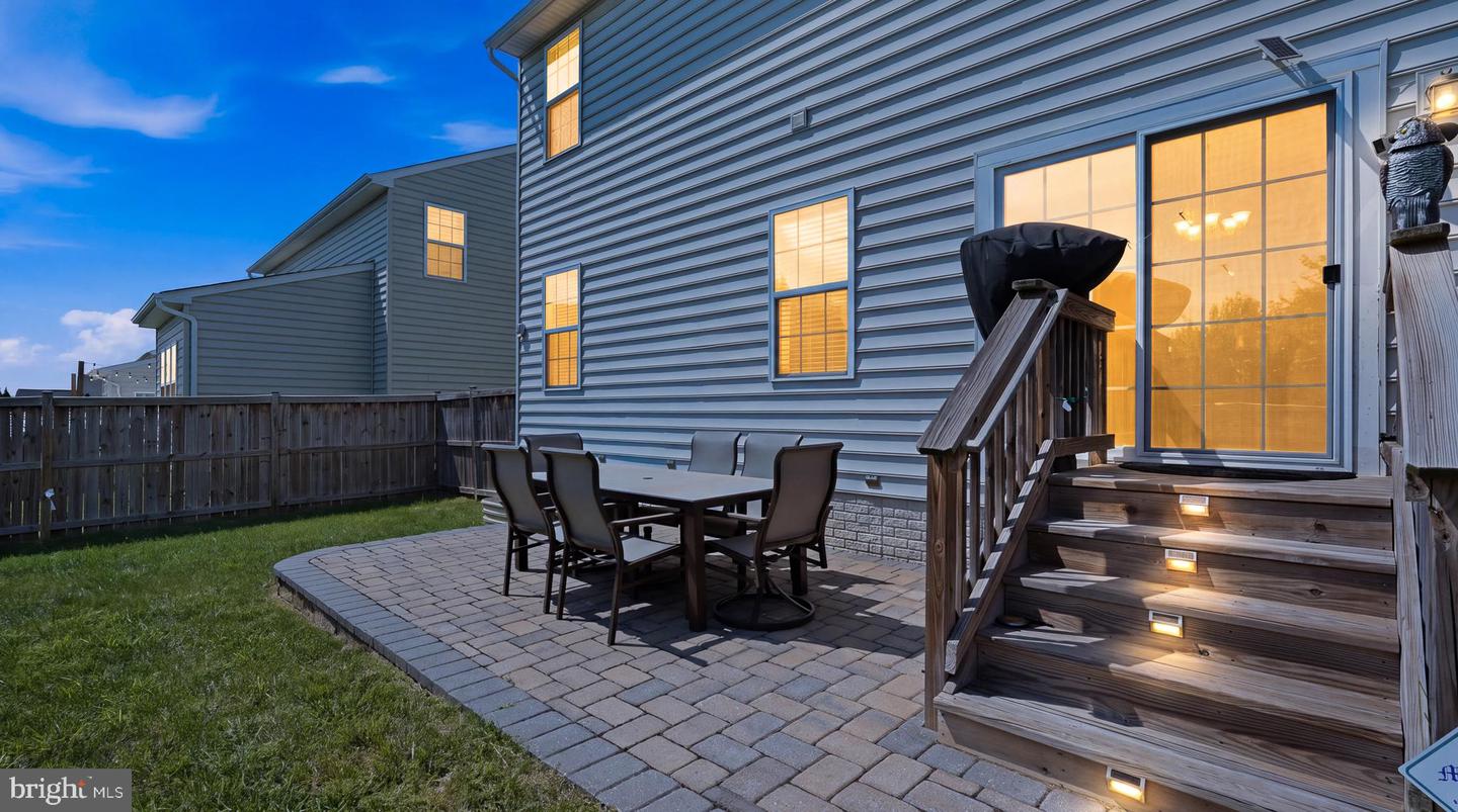 832 Virginia Property Photo 28