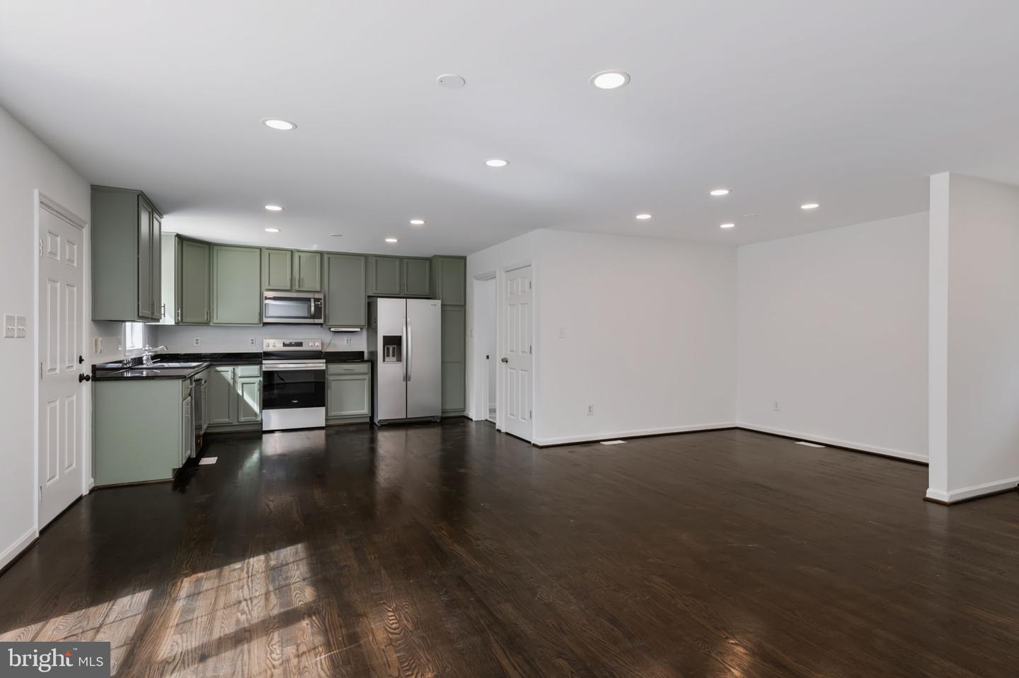 18048 Waterloo Rd Property Photo 20