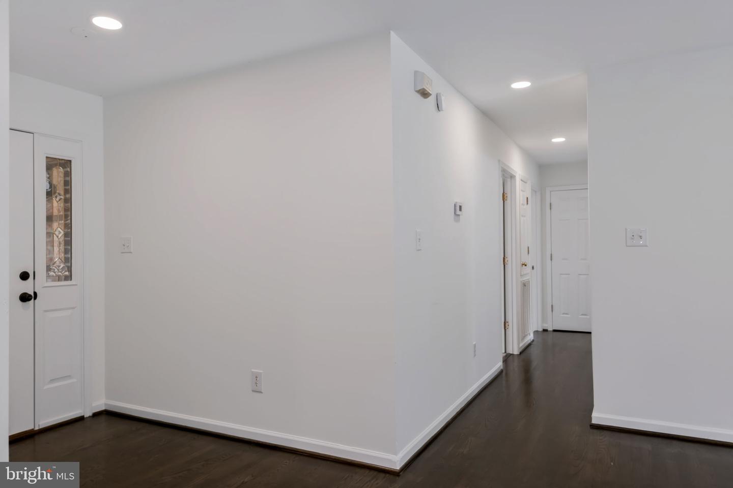 18048 Waterloo Rd Property Photo 26