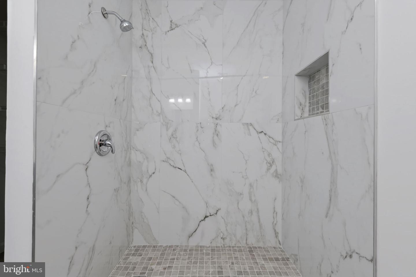 18048 Waterloo Rd Property Photo 41