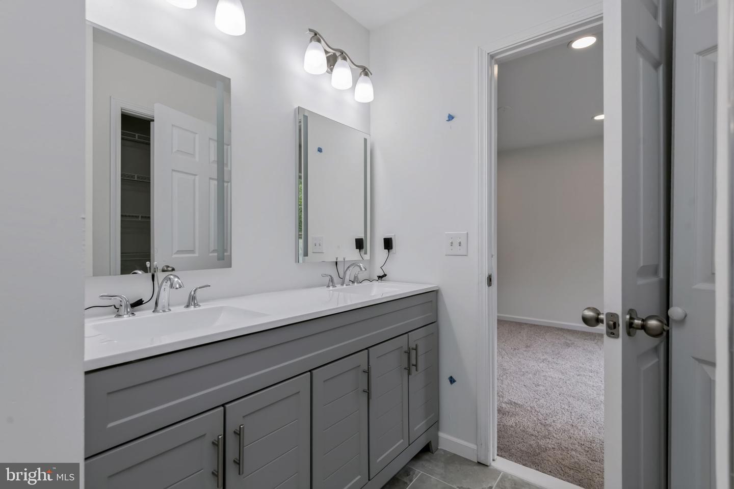 18048 Waterloo Rd Property Photo 42