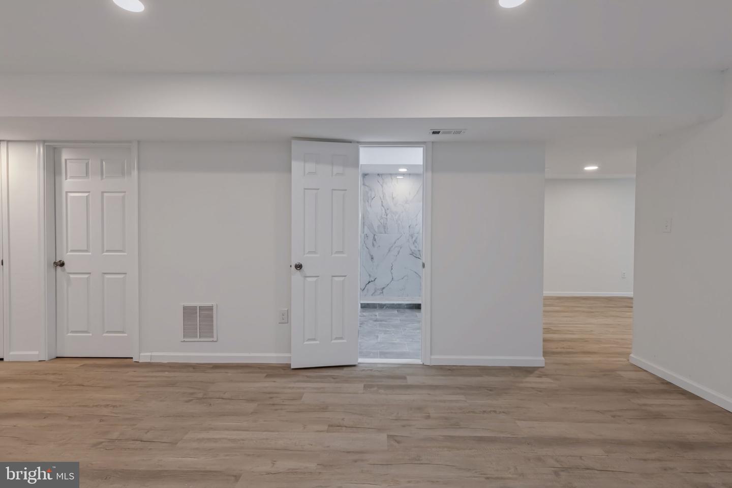 18048 Waterloo Rd Property Photo 46