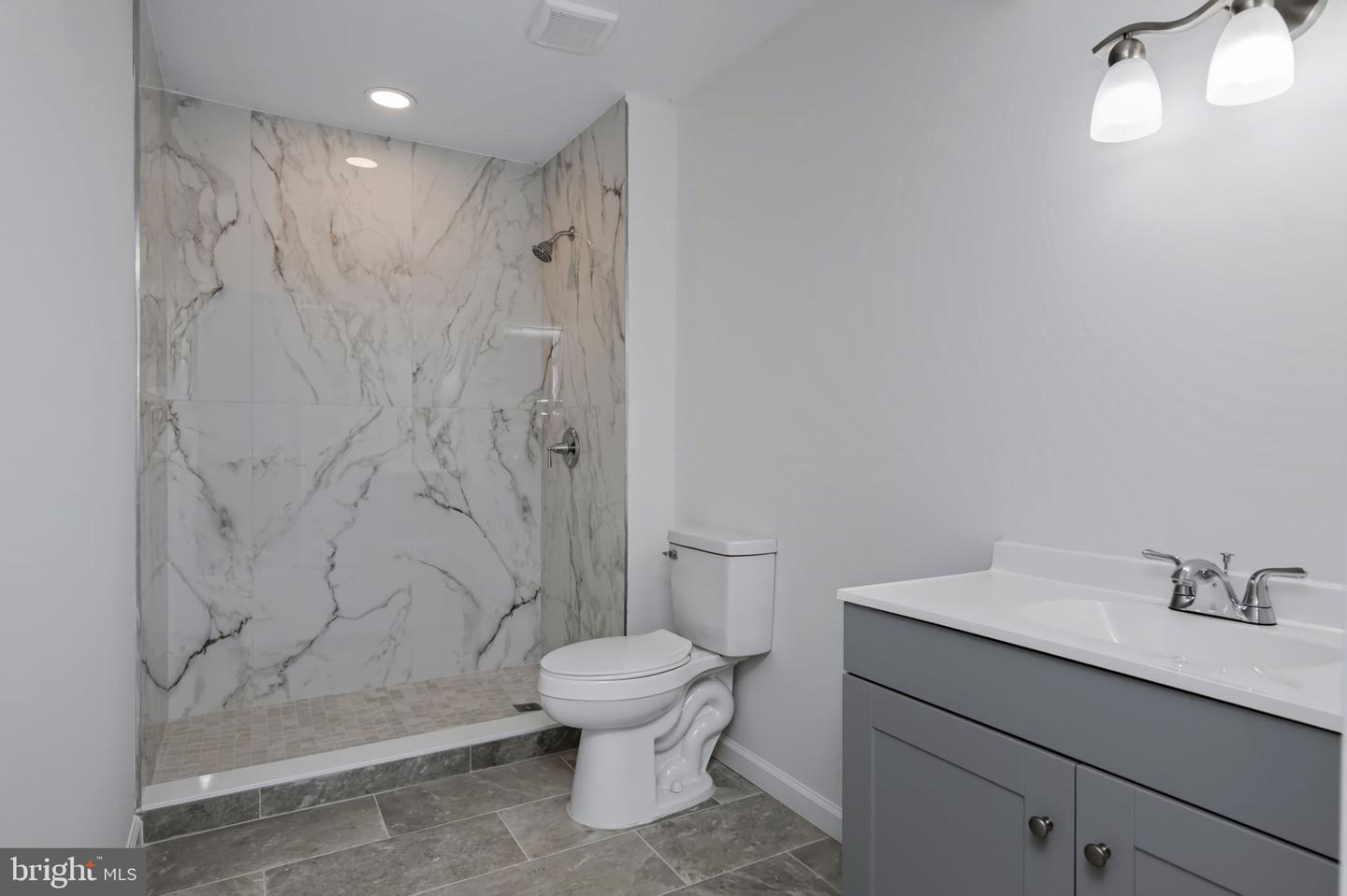 18048 Waterloo Rd Property Photo 47