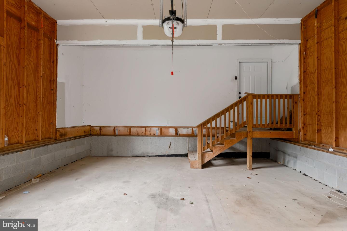18048 Waterloo Rd Property Photo 59