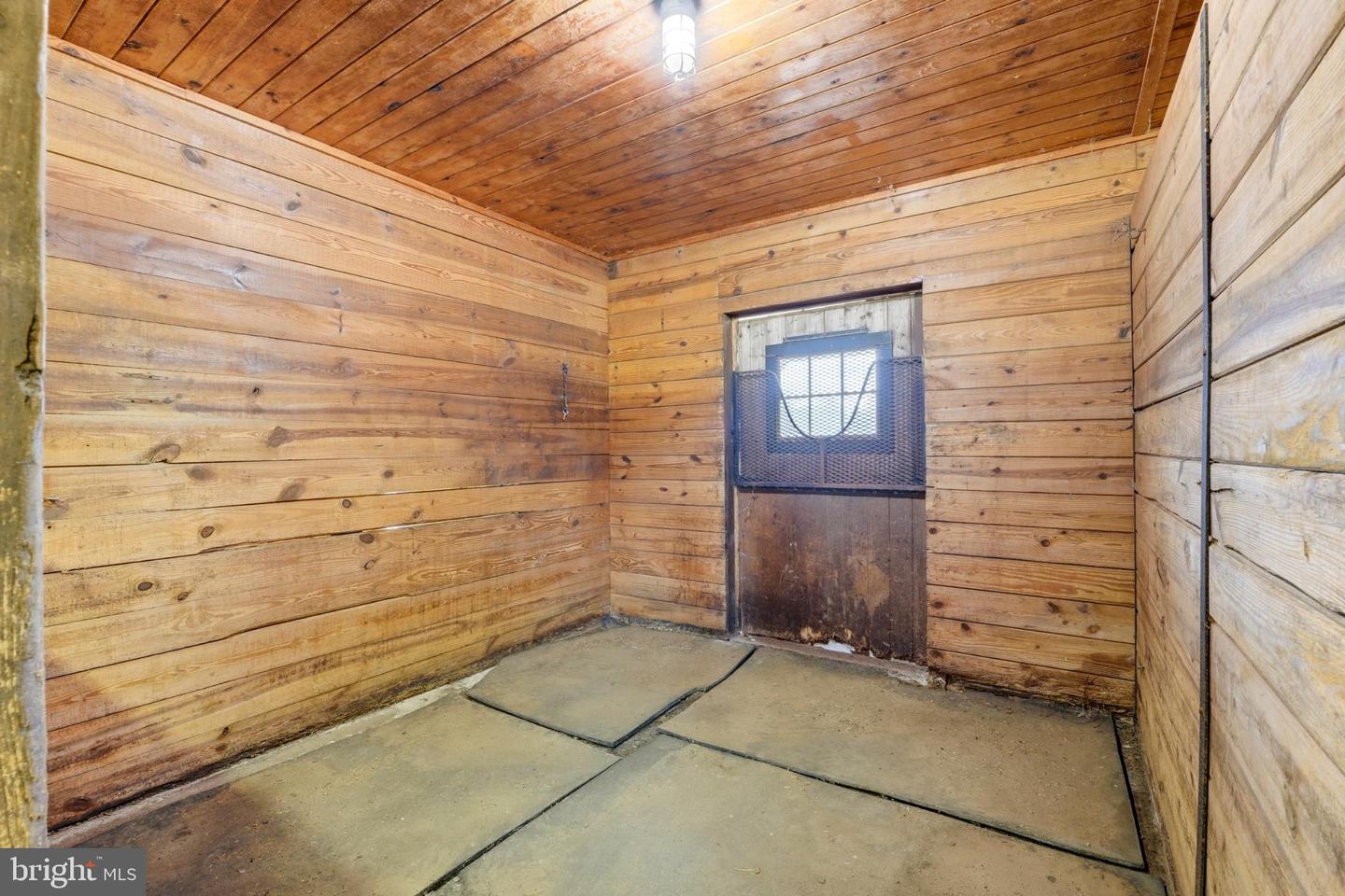 8021 Olympic Way Property Photo 37