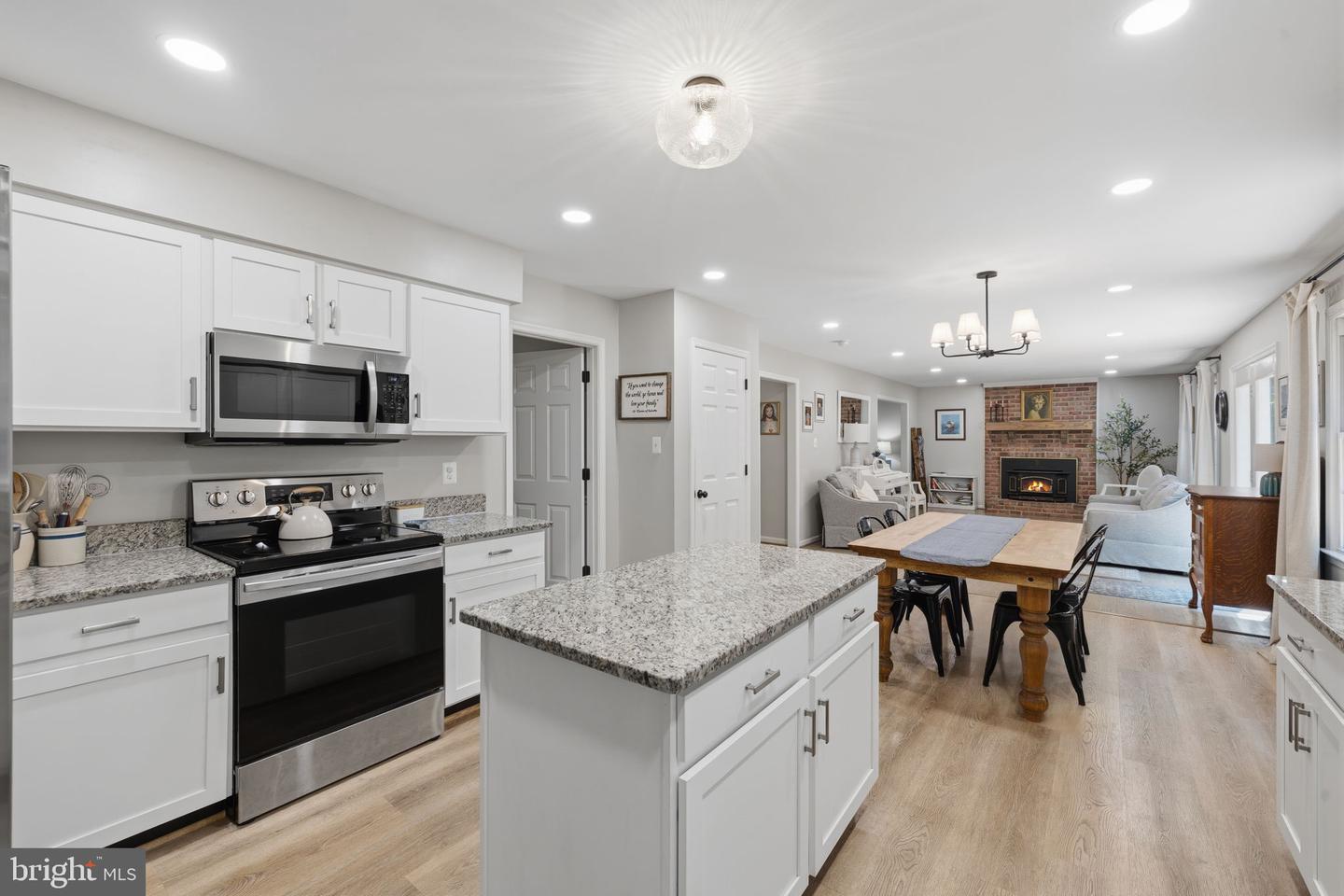 15066 Colin Ln Property Photo 13