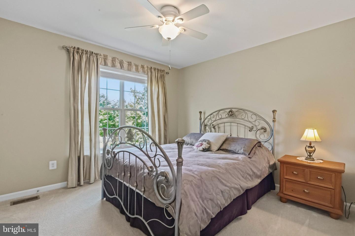 816 Shetland Way Property Photo 32